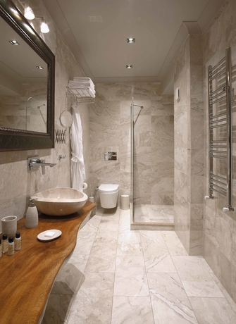 Imagen de la habitación del Hotel Manici Kasri. Foto 15