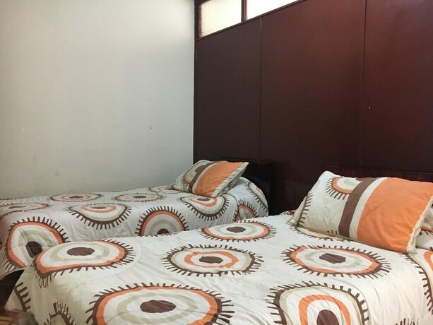 Imagen de la habitación del Hotel Manila Plaza. Foto 23