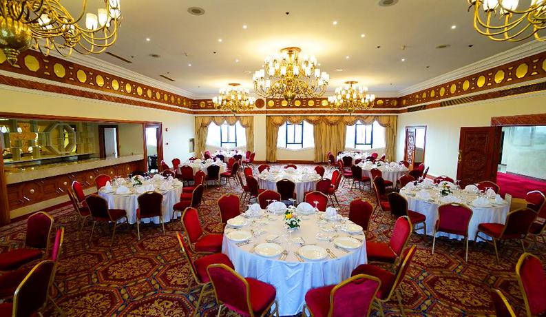 Imagen de los interiores del Hotel Manila Prince. Foto 7