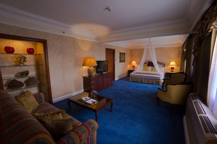 Imagen de la habitación del Hotel Manila Prince. Foto 2