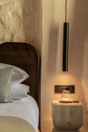 Imagen de la habitación del Hotel Manili Boutique Suites and Villas. Foto 18