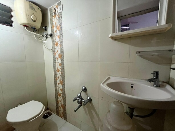 Imagen general del Hotel Maninagar Residency, Ahmedabad. Foto 2