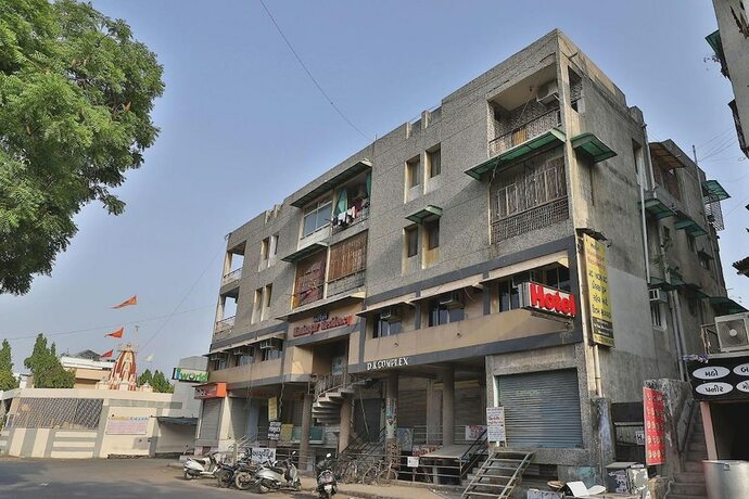 Imagen general del Hotel Maninagar Residency, Ahmedabad. Foto 12