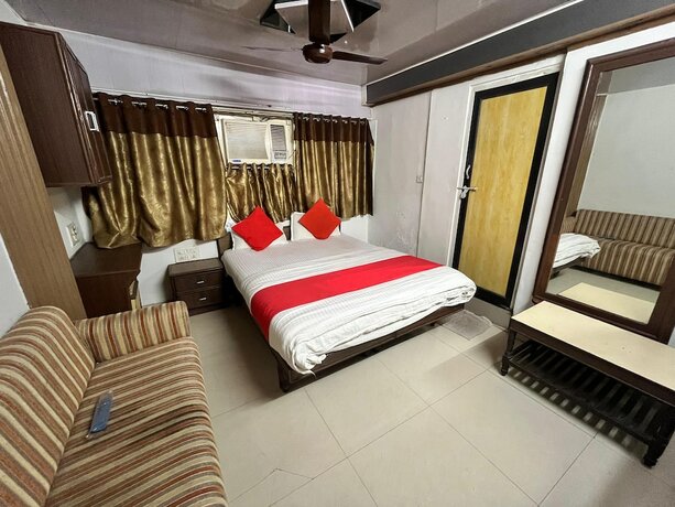 Imagen de la habitación del Hotel Maninagar Residency, Ahmedabad. Foto 19