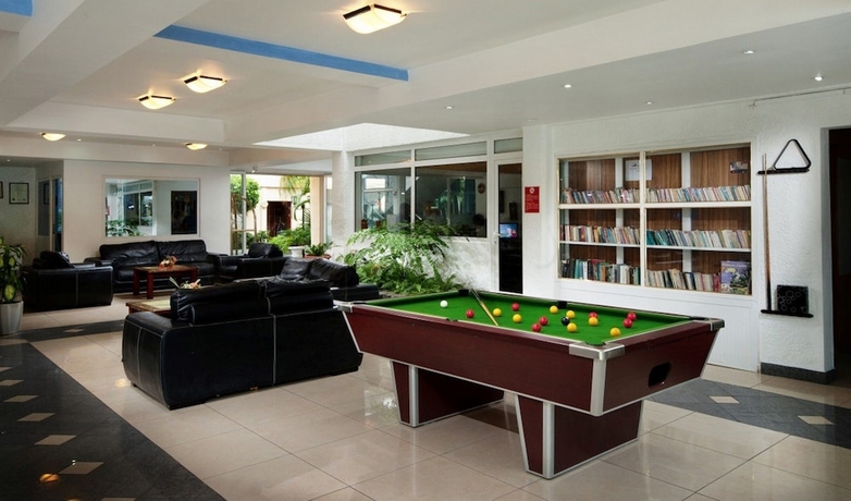 Imagen de los interiores del Hotel Manisa. Foto 12