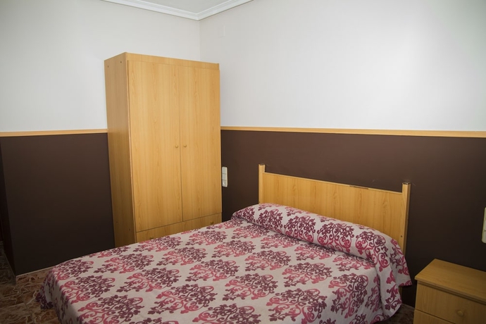 Imagen de la habitación del Hotel Manises. Foto 4