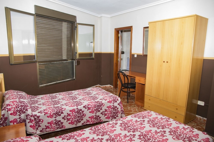 Imagen de la habitación del Hotel Manises. Foto 5