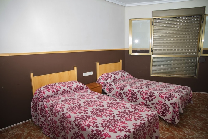 Imagen de la habitación del Hotel Manises. Foto 7