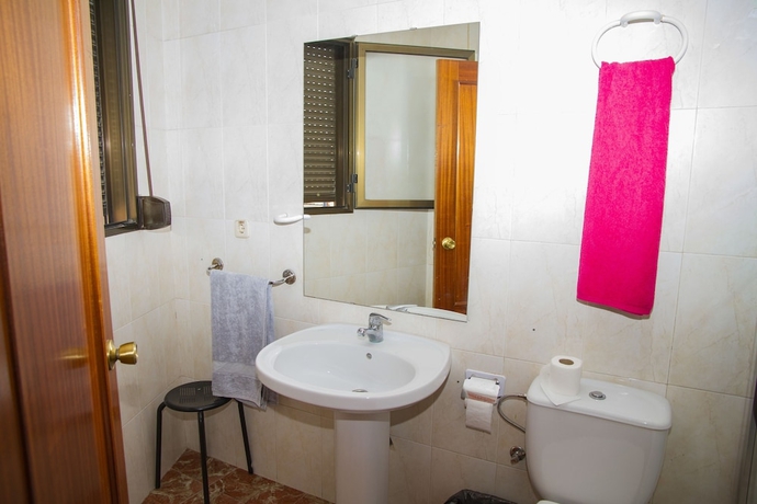 Imagen de la habitación del Hotel Manises. Foto 12