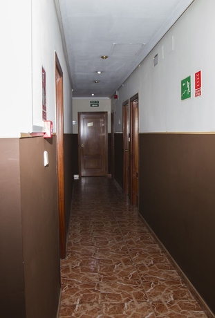 Imagen de los interiores del Hotel Manises. Foto 17