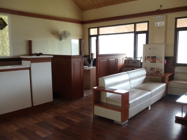 Imagen de los interiores del Hotel Manla Homes Resort. Foto 19