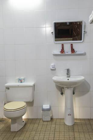 Imagen de la habitación del Hotel Mann Myanmar Inn. Foto 11