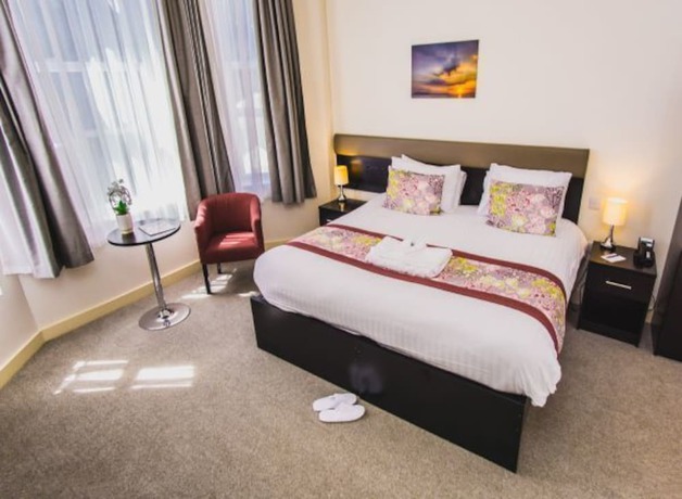 Imagen de la habitación del Hotel Mannin. Foto 7