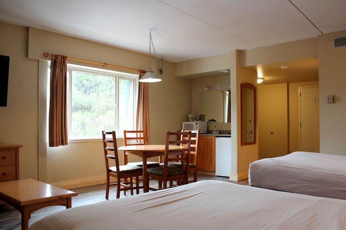 Imagen de la habitación del Hotel Manning Park Resort. Foto 7
