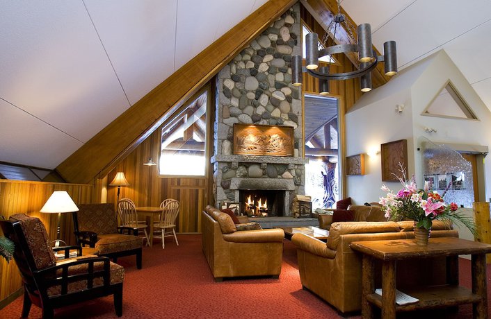 Imagen de los interiores del Hotel Manning Park Resort. Foto 20