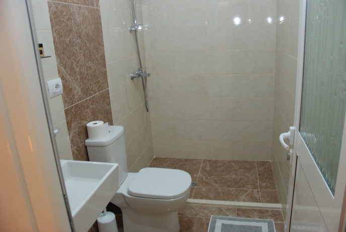 Imagen de la habitación del Hotel Mano, Sarande. Foto 8