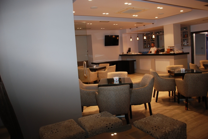 Imagen general del Hotel Mano, Sarande. Foto 4
