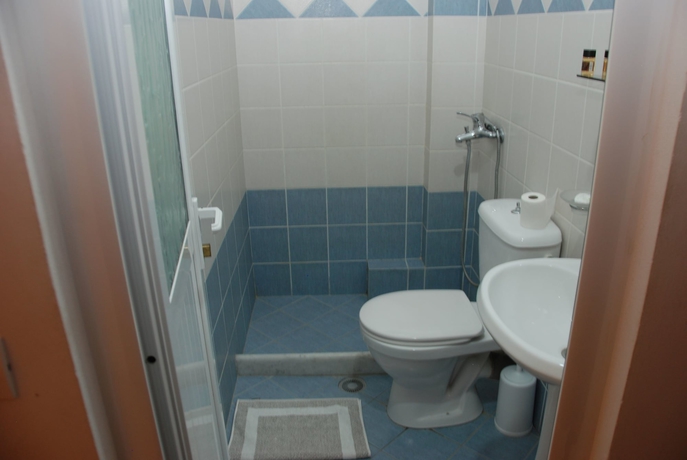 Imagen de la habitación del Hotel Mano, Sarande. Foto 17