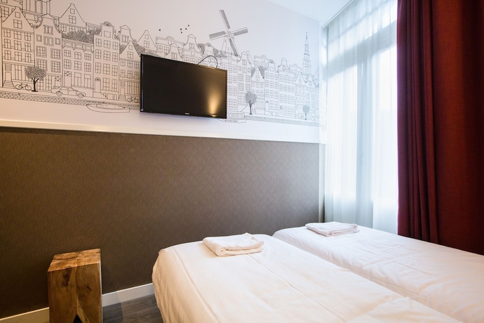 Imagen de la habitación del Hotel Manofa. Foto 5