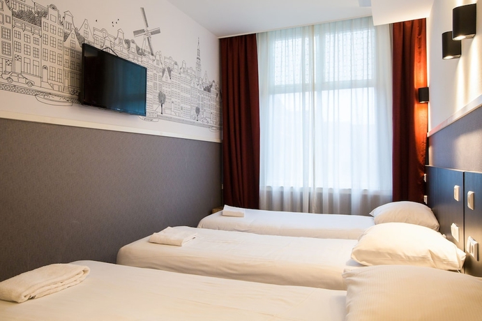 Imagen de la habitación del Hotel Manofa. Foto 10