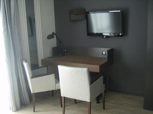 Imagen de la habitación del Hotel Manoir De Kermodest. Foto 5