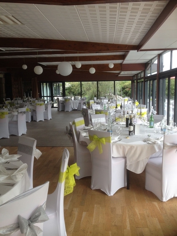 Imagen del bar/restaurante del Hotel Manoir De Kermodest. Foto 4