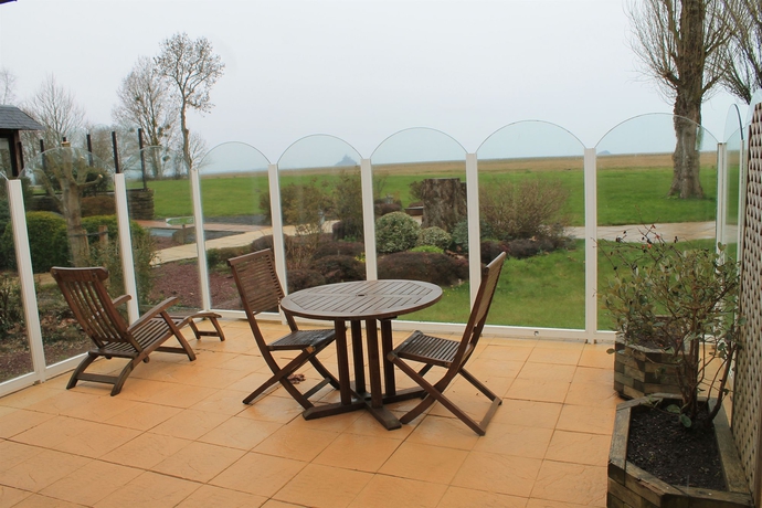 Imagen de los exteriores del Hotel Manoir De La Roche Torin, The Originals Relais (relais Du Silence). Foto 6