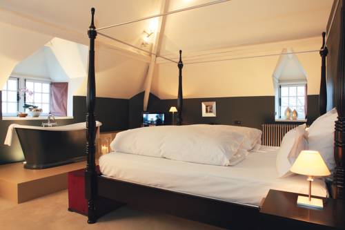 Imagen de la habitación del Hotel Manoir De Lébioles. Foto 10