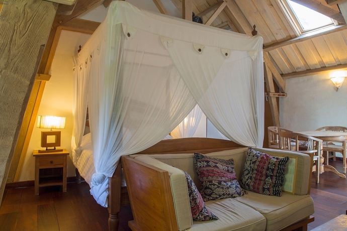Imagen de la habitación del Hotel Manoir Des Indes, The Originals Relais (relais Du Silence). Foto 3