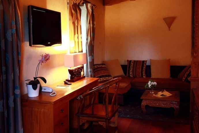 Imagen de la habitación del Hotel Manoir Des Indes, The Originals Relais (relais Du Silence). Foto 13