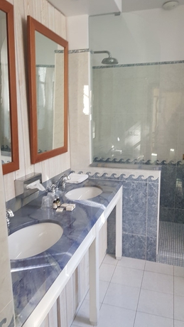 Imagen de la habitación del Hotel Manoir Du Cunningham. Foto 16