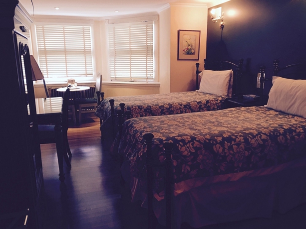 Imagen de la habitación del Hotel Manoir Sherbrooke. Foto 2