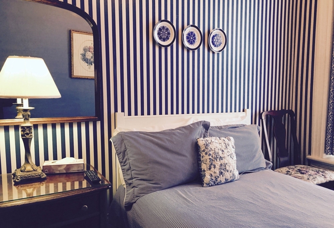 Imagen de la habitación del Hotel Manoir Sherbrooke. Foto 6