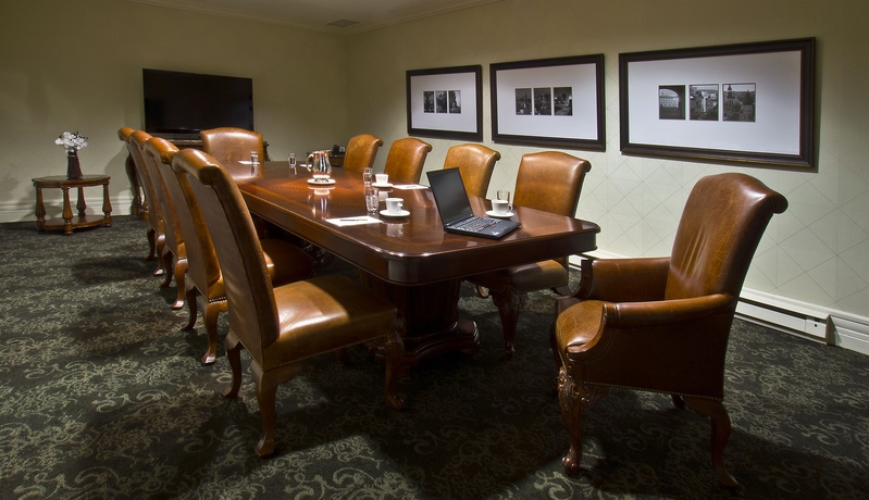 Imagen de los interiores del Hotel Manoir Victoria. Foto 15