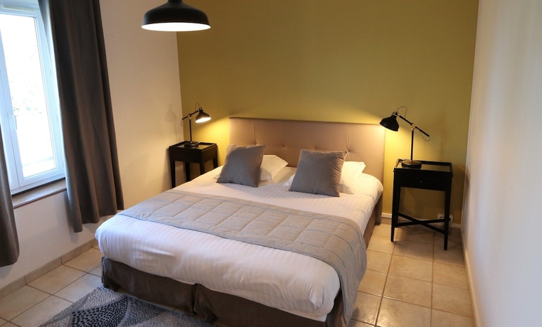 Imagen de la habitación del Hotel Manoir de Montigny. Foto 11