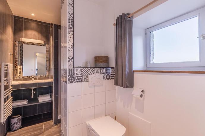 Imagen de la habitación del Hotel Manoir de Rigourdaine. Foto 10