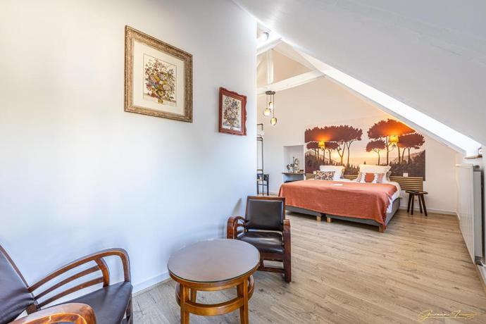 Imagen de la habitación del Hotel Manoir de Rigourdaine. Foto 11