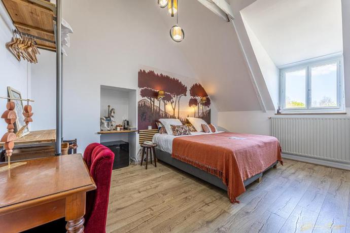 Imagen de la habitación del Hotel Manoir de Rigourdaine. Foto 15