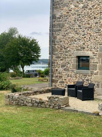 Imagen de los exteriores del Hotel Manoir de Rigourdaine. Foto 37