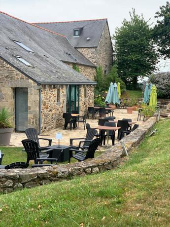 Imagen de los exteriores del Hotel Manoir de Rigourdaine. Foto 38