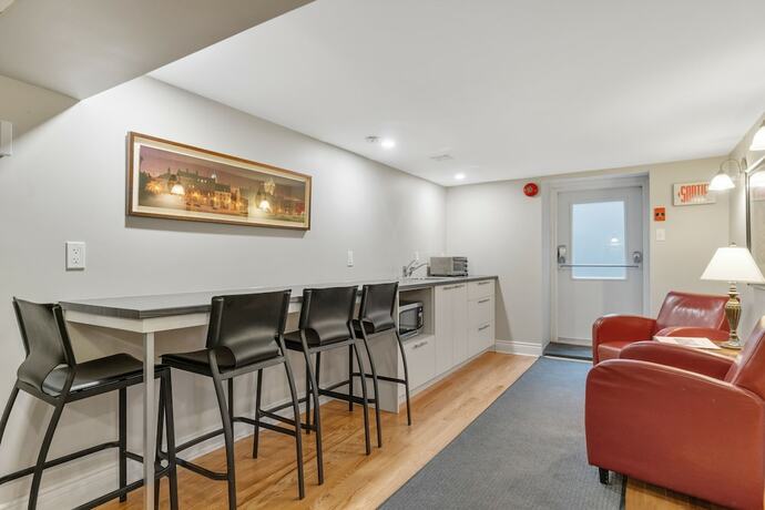 Imagen general del Hotel Manoir de la Tour. Foto 8