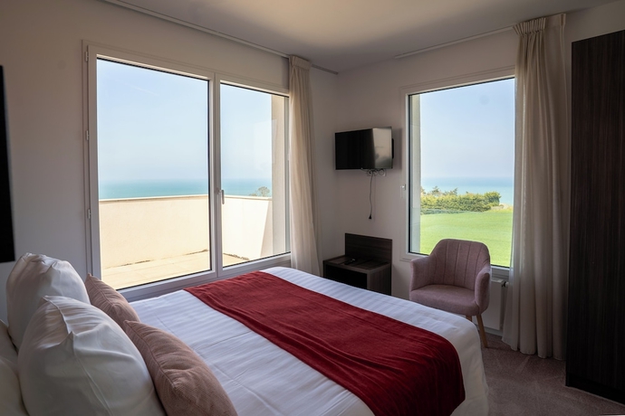 Imagen de la habitación del Hotel Manoir du Roselier. Foto 6