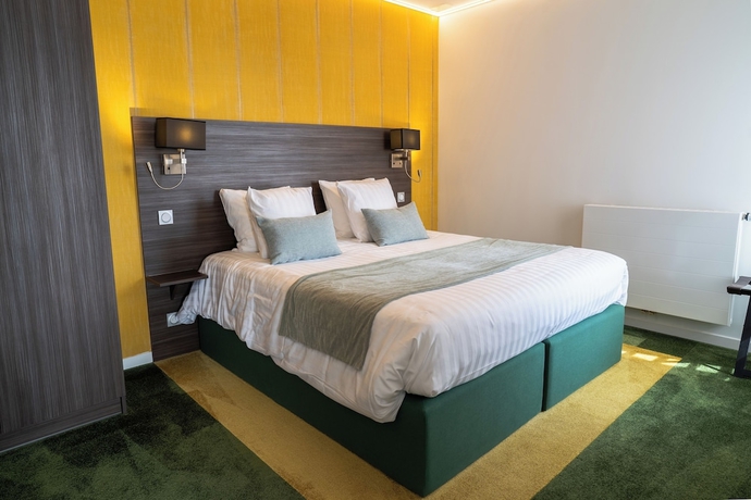 Imagen de la habitación del Hotel Manoir du Roselier. Foto 7