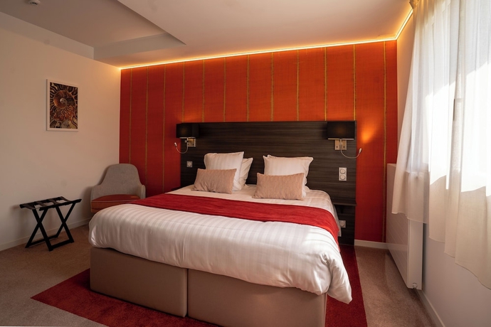 Imagen de la habitación del Hotel Manoir du Roselier. Foto 8