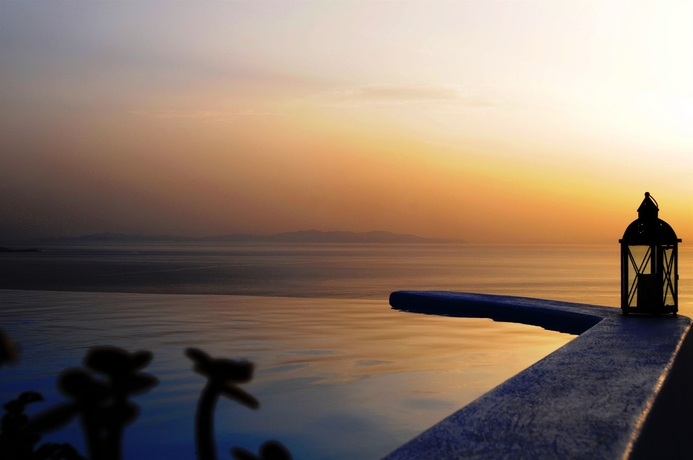 Imagen de la piscina del Hotel Manolia View Mykonos. Foto 16