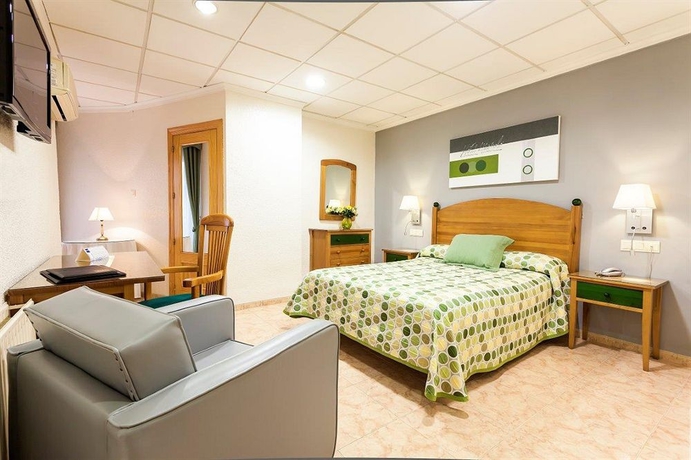 Imagen de la habitación del Hotel Manolo, Cartagena. Foto 3