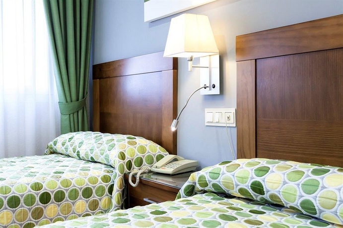 Imagen de la habitación del Hotel Manolo, Cartagena. Foto 6