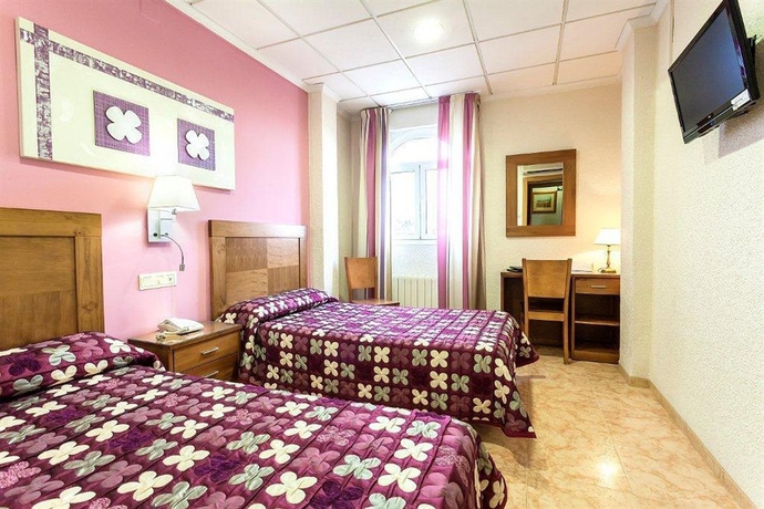 Imagen de la habitación del Hotel Manolo, Cartagena. Foto 7