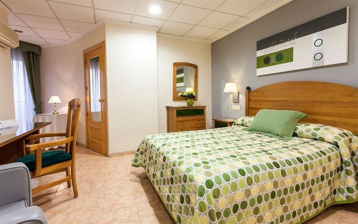 Imagen de la habitación del Hotel Manolo, Cartagena. Foto 9