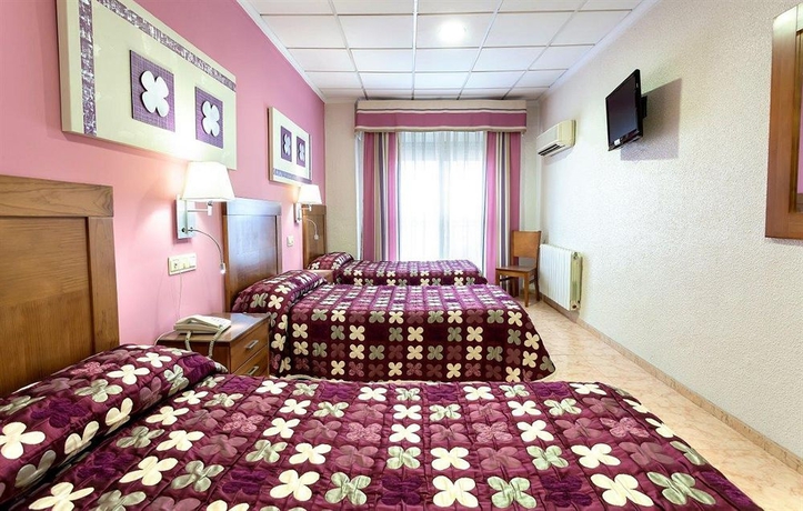 Imagen de la habitación del Hotel Manolo, Cartagena. Foto 10